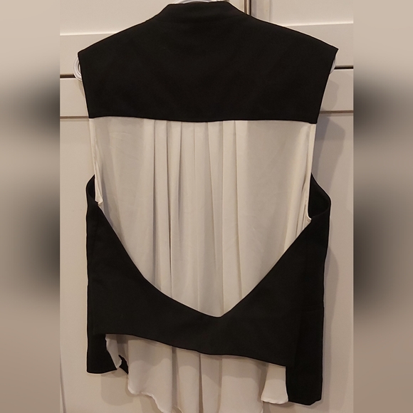 CUE waistcoat style top or vest - Picture 5 of 11